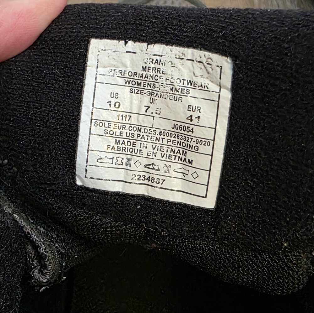 Merrell Women's Moab 2 Mid Waterproof Hiking Boots - Gray and Black - Picture 2 of 8